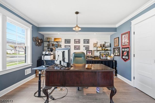 1074 Colfax Ave, Pompton Lakes Boro, NJ 07442