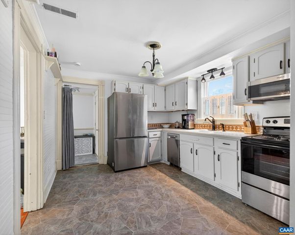 315 WRIGHT ST, Gordonsville, VA 22942