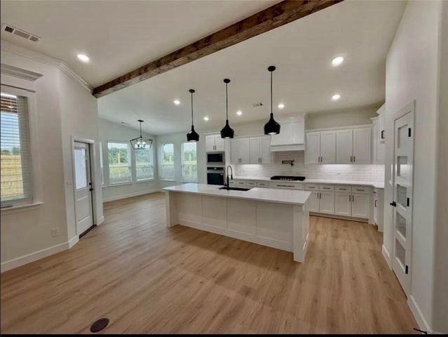 1710 Higgins, Pea Ridge, AR 72751