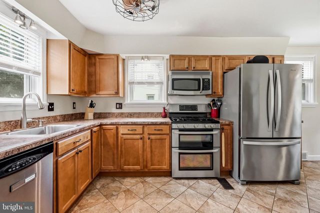 340 MADISON AVE, Moorestown, NJ 08057