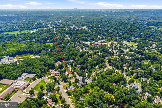 340 MADISON AVE, Moorestown, NJ 08057