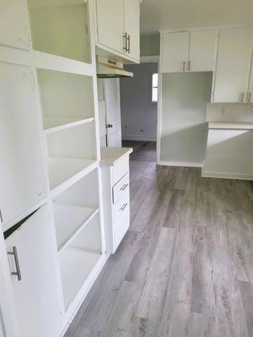 2325 Butler Drive, Orange, TX 77630