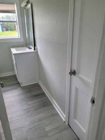 2325 Butler Drive, Orange, TX 77630