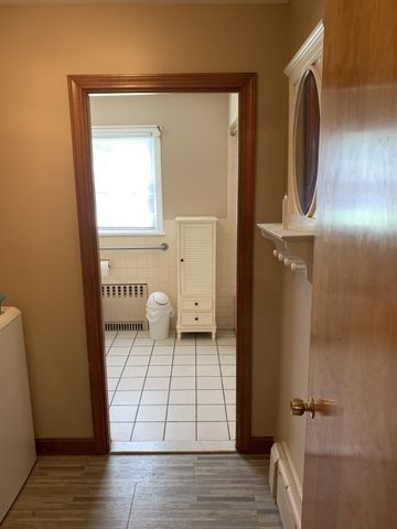 156 Eastview Ave, Somerset, MA 02726