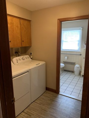 156 Eastview Ave, Somerset, MA 02726