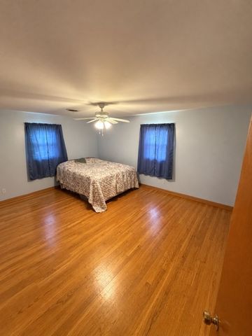156 Eastview Ave, Somerset, MA 02726