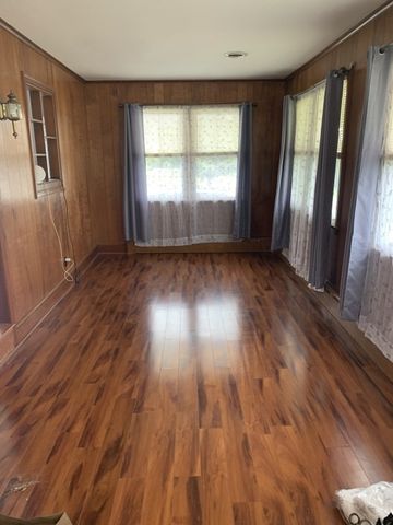 156 Eastview Ave, Somerset, MA 02726