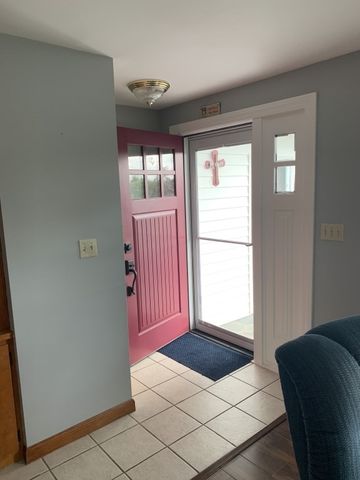 156 Eastview Ave, Somerset, MA 02726
