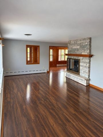 156 Eastview Ave, Somerset, MA 02726