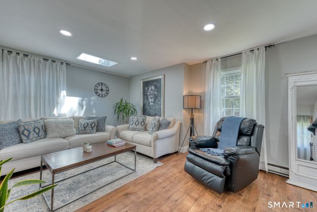 440 Chestnut Hill Avenue, Waterbury, CT 06704