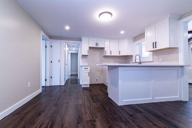 52 Whittier Street, Newton, NH 03858