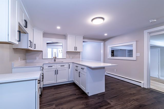 52 Whittier Street, Newton, NH 03858