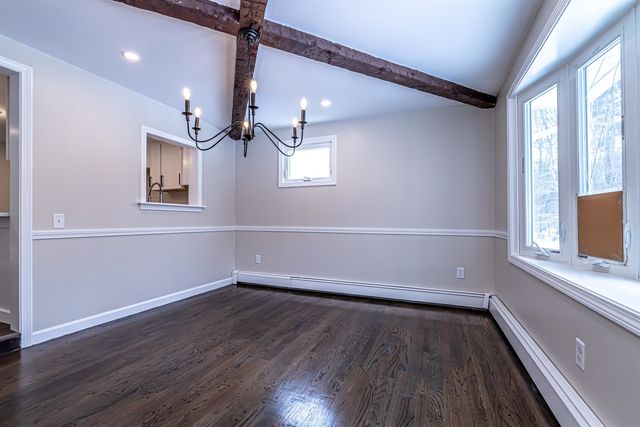 52 Whittier Street, Newton, NH 03858