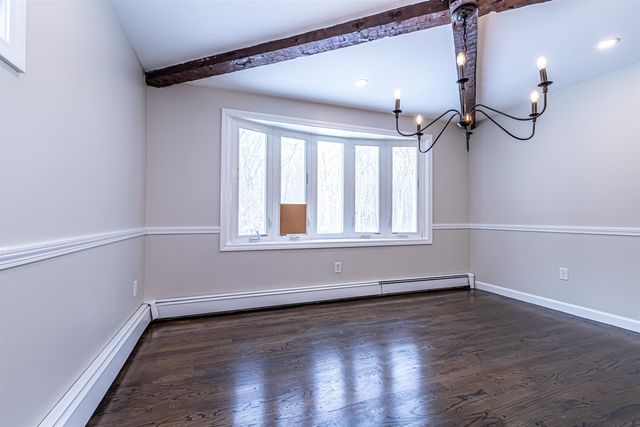 52 Whittier Street, Newton, NH 03858