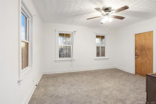 71 Blackhall Street, New London, CT 06320