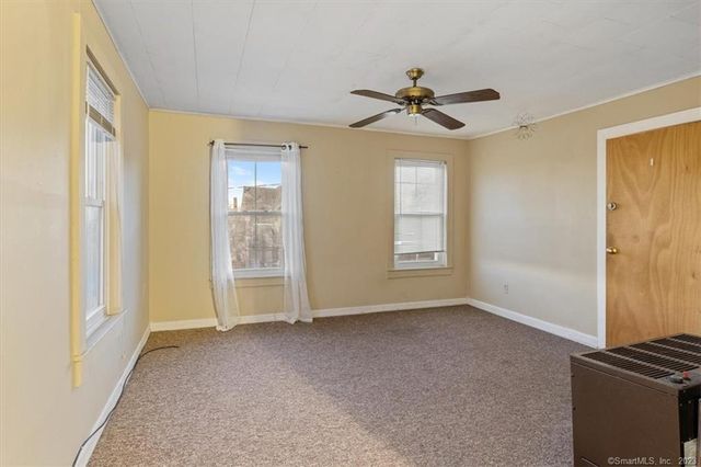 71 Blackhall Street, New London, CT 06320