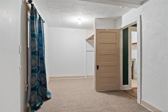 71 Blackhall Street, New London, CT 06320