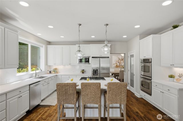 1426 235th Place SE, Sammamish, WA 98075