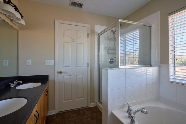 2016 SUNSET MEADOW DRIVE, Clearwater, FL 33763