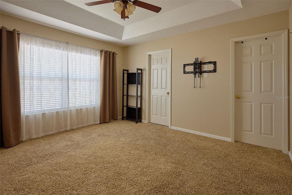 Image 25 of property listing at 2016 SUNSET MEADOW DRIVE, Clearwater, FL 33763