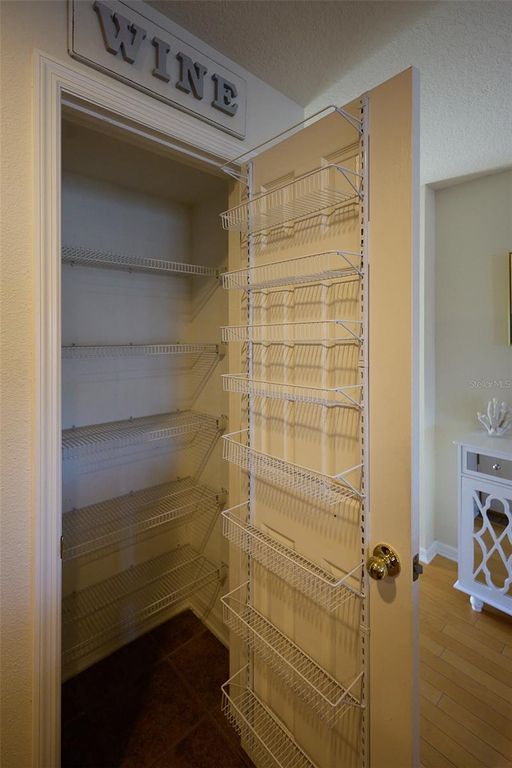 Image 33 of property listing at 2016 SUNSET MEADOW DRIVE, Clearwater, FL 33763