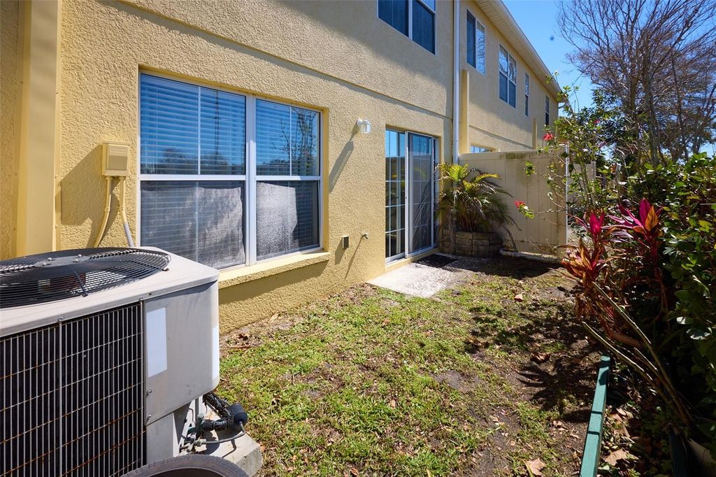 Image 34 of property listing at 2016 SUNSET MEADOW DRIVE, Clearwater, FL 33763