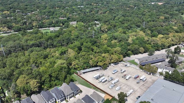 8000 Valley Glen Drive, Dallas, TX 75228