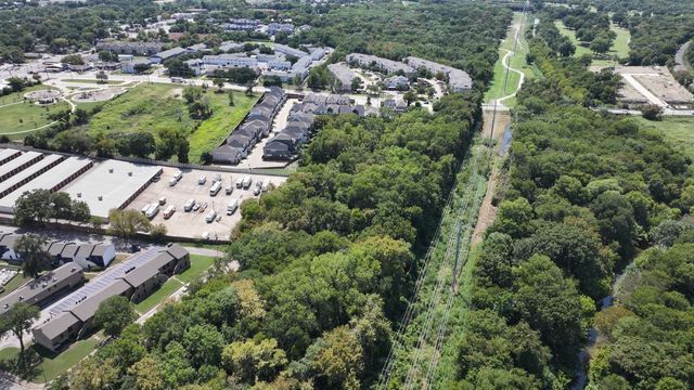 8000 Valley Glen Drive, Dallas, TX 75228