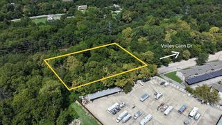 8000 Valley Glen Drive, Dallas, TX 75228