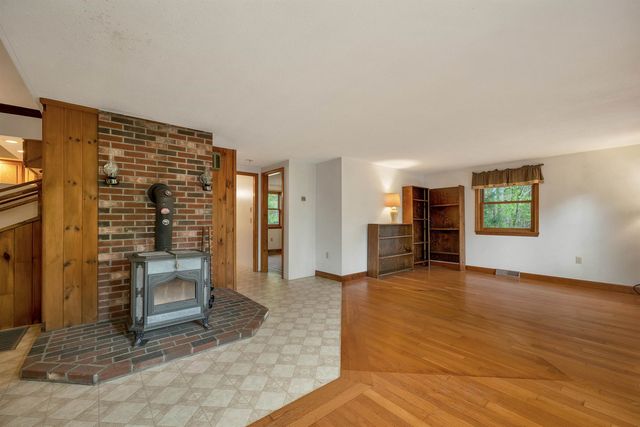 322 Slab City Road, Grafton, NH 03240