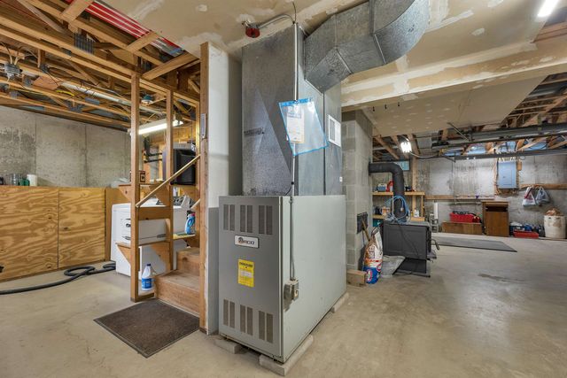 322 Slab City Road, Grafton, NH 03240