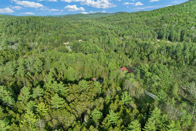 322 Slab City Road, Grafton, NH 03240