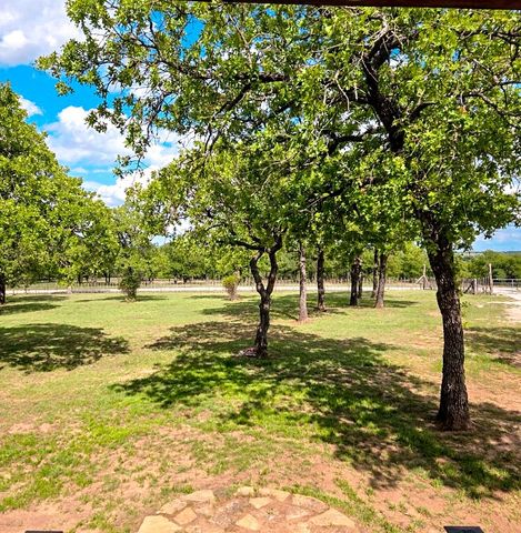 624 County Road 3737, Bridgeport, TX 76426