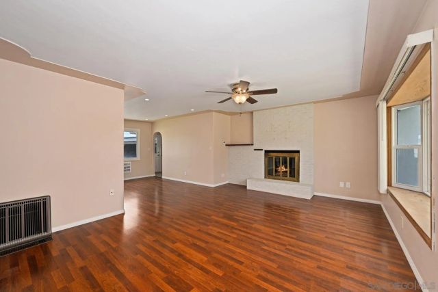 820 Country Club Dr., Chula Vista, CA 91911
