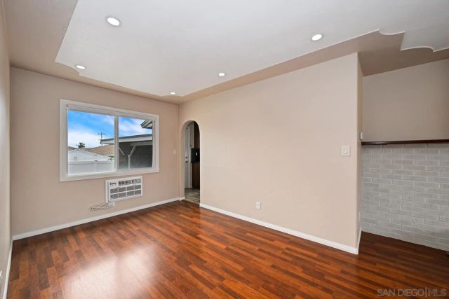 820 Country Club Dr., Chula Vista, CA 91911