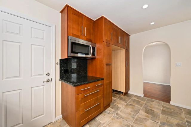 820 Country Club Dr., Chula Vista, CA 91911