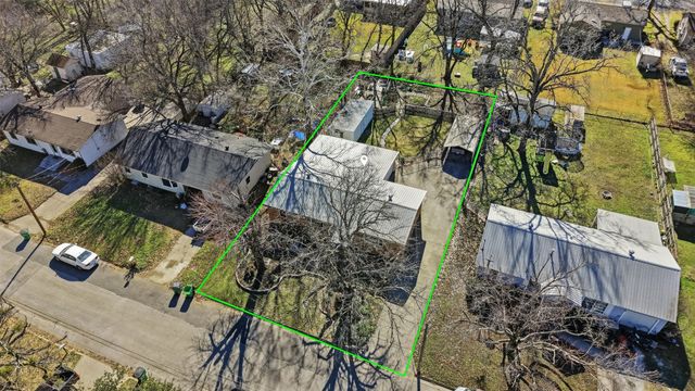 610 Walter Road, Gainesville, TX 76240