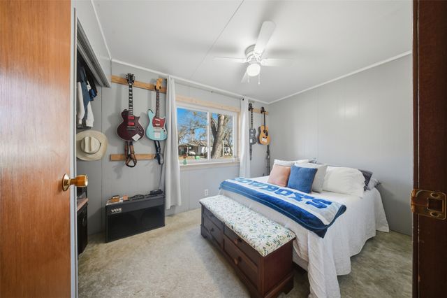 610 Walter Road, Gainesville, TX 76240