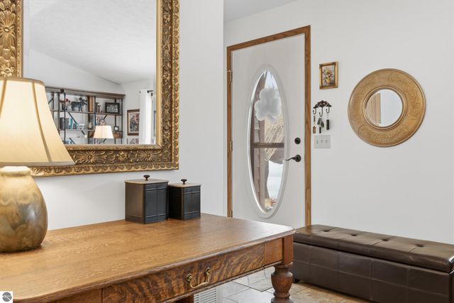 2135 Hammond Place W, Traverse City, MI 49686