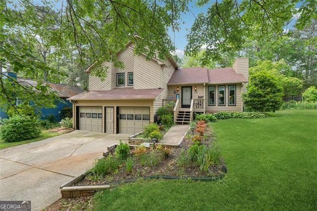 1149 Midland Drive NW, Acworth, GA 30102