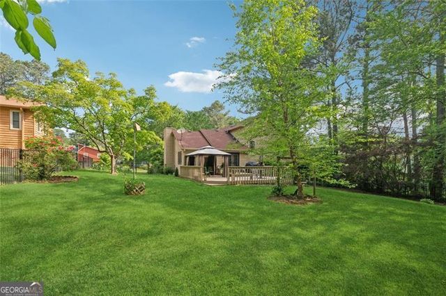 1149 Midland Drive NW, Acworth, GA 30102