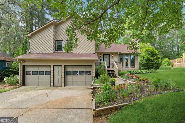 1149 Midland Drive NW, Acworth, GA 30102