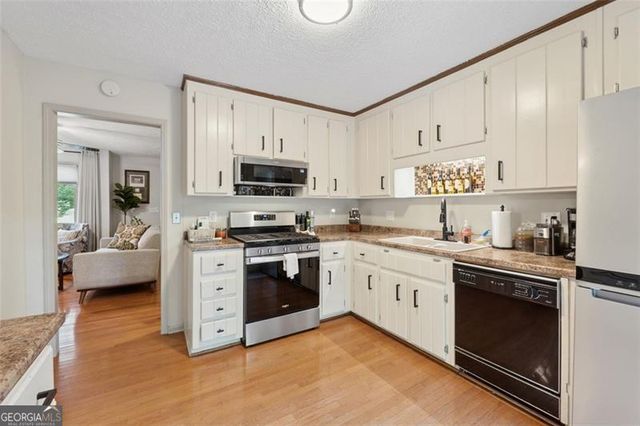 1149 Midland Drive NW, Acworth, GA 30102