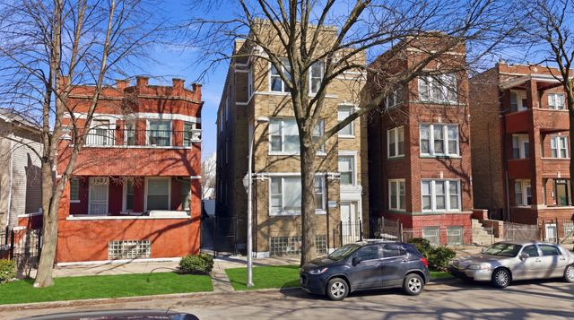 1431 S Tripp Avenue, Chicago, IL 60623