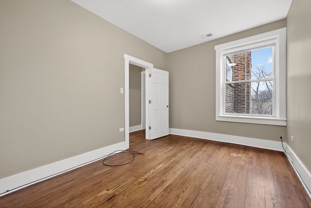 1431 S Tripp Avenue, Chicago, IL 60623