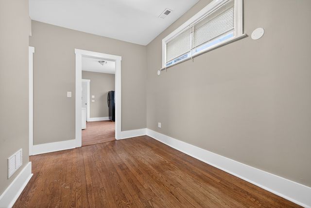 1431 S Tripp Avenue, Chicago, IL 60623