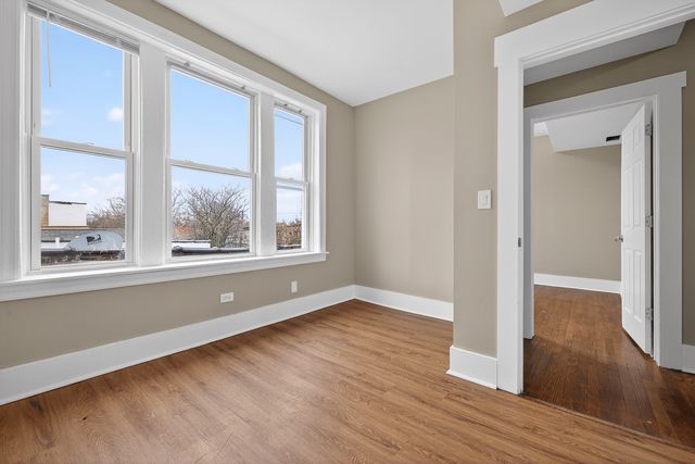 1431 S Tripp Avenue, Chicago, IL 60623