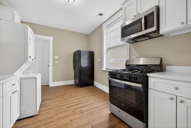 1431 S Tripp Avenue, Chicago, IL 60623