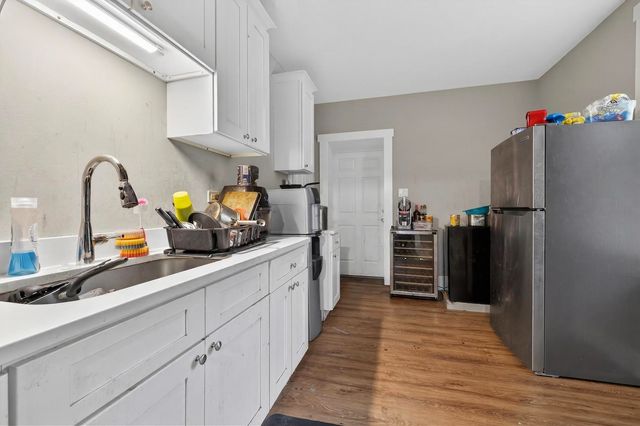 1431 S Tripp Avenue, Chicago, IL 60623