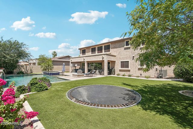 359 E Frances Lane, Gilbert, AZ 85295